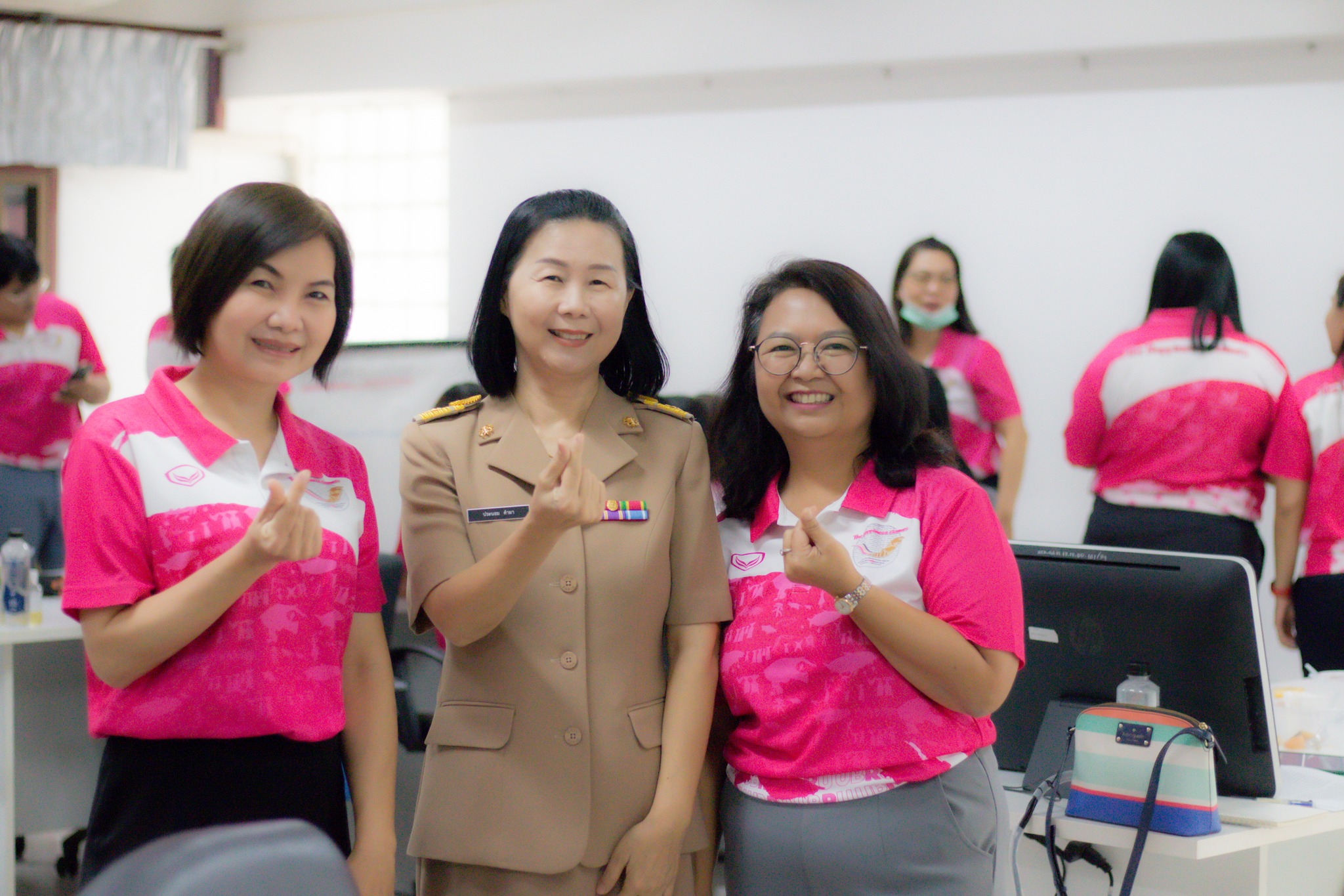 วันที่ 19 มี.ค. 67 รศ.ดร.ประนอม คำผา คณบดีคณะบริหารธุรกิจและการจัดการ พร้อมด้วยผู้บริหาร คณาจารย์ ร่วมกิจกรรมทบทวนแผนยุทธศาสตร์ ปี 2567 ซึ่งมีวัตถุประสงค์เพื่อทบทวนแผนยุทธศาสตร์คณะบริหารธุรกิจและการจัดการ เพื่อระดมความคิด และแลกเปลี่ยนข้อคิดเห็นของการขับเ
