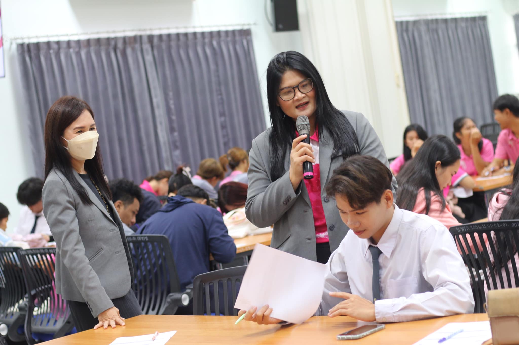 กิจกรรมอบรมเชิงปฏิบัติการ ?ชวนคุย ชวนคิด ชวนทำ? ณ ห้องประชุมชั้น 3 อาคารอินทนิล