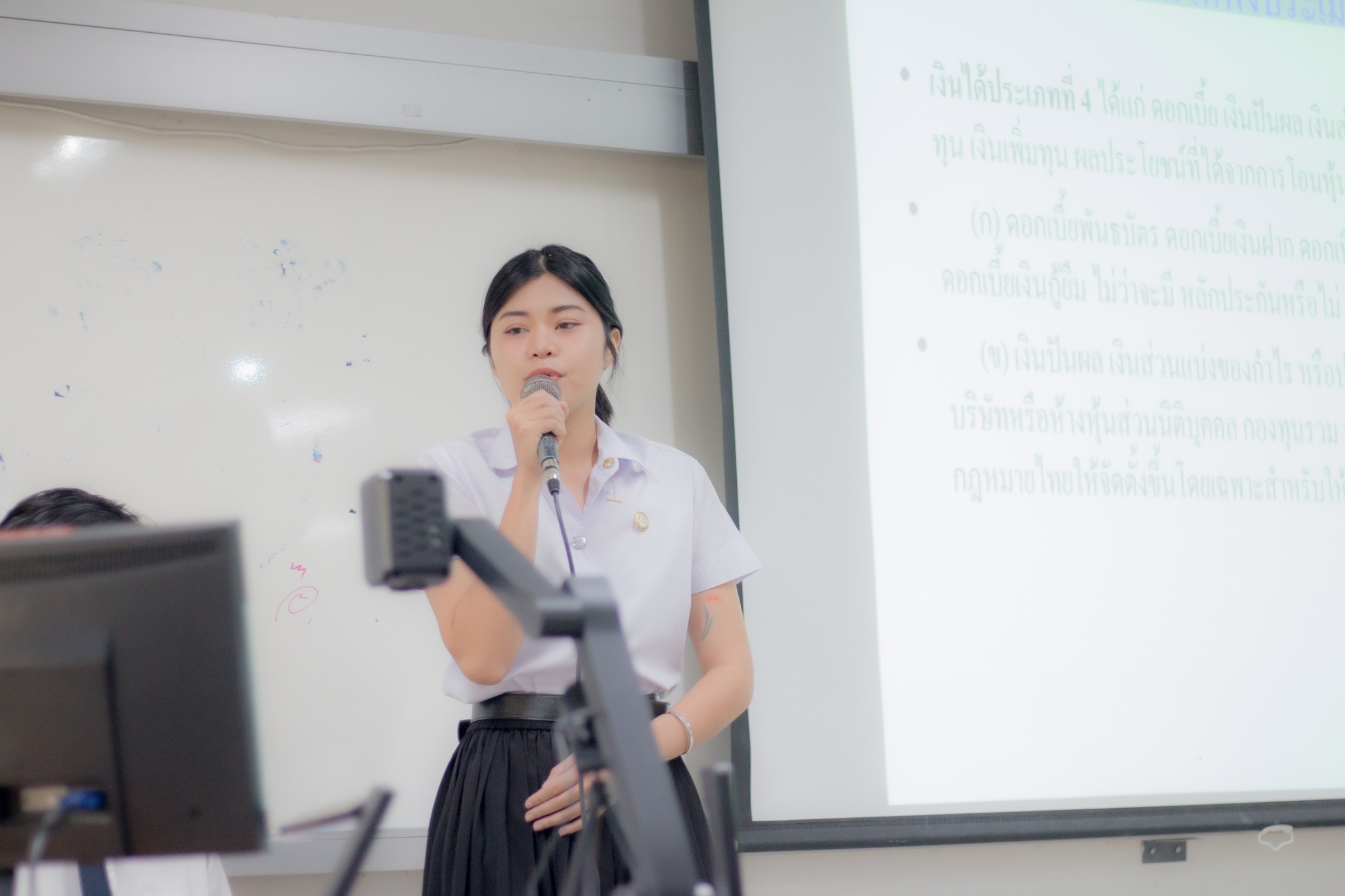 เป็นผู้หญิงบัญชีสายสตรอง ผู้ชายไม่มองก็ต้องเดินชน #การบัญชี 