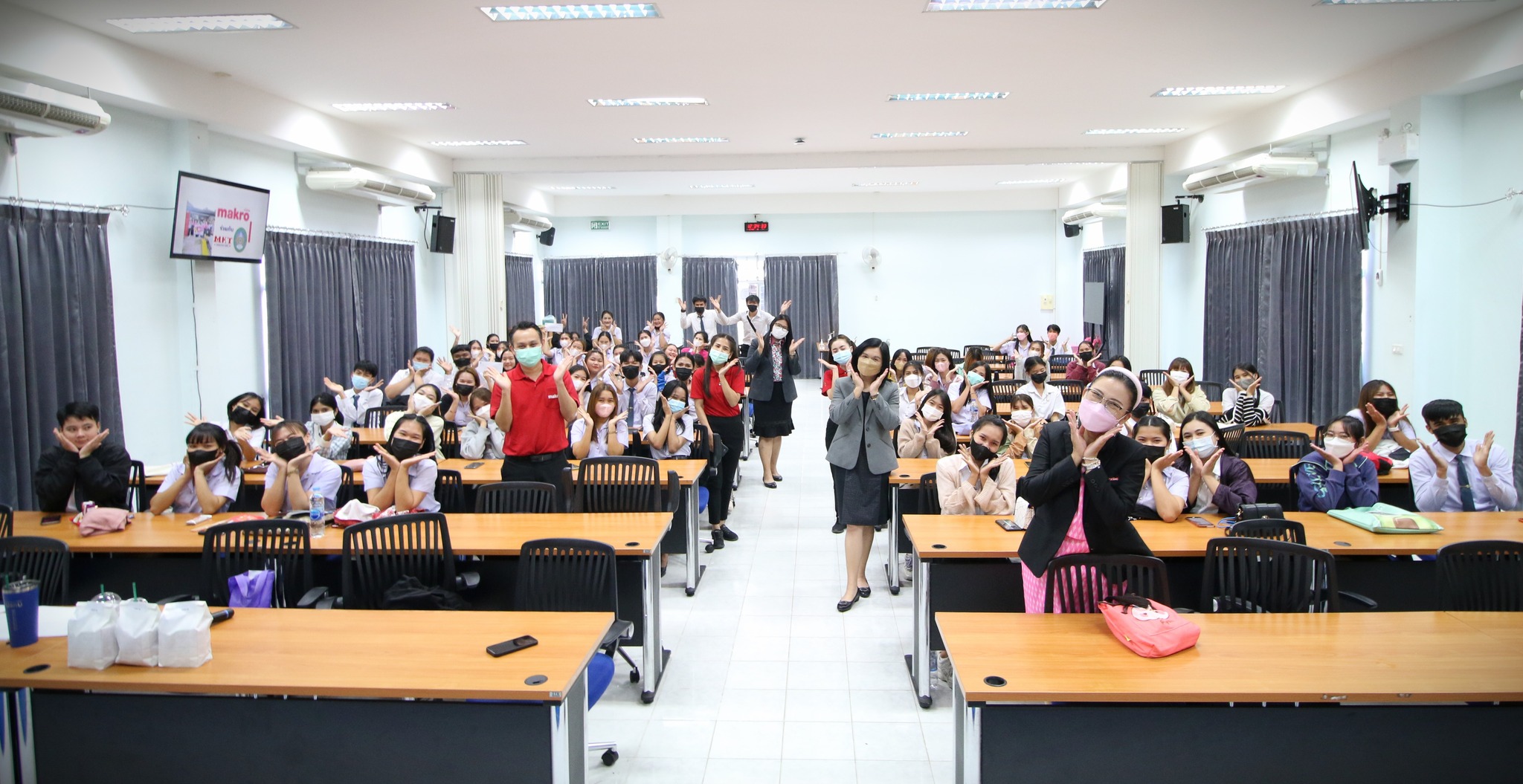 วันที่ 1 พ.ย 65 ณ คณะบริหารธูุรกิจและการจัดการ มรภ.อบ:MKT : พัฒนาธุรกิจท้องถิ่น สู่การตลาดดิจิทัลแบบมืออาชีพ 